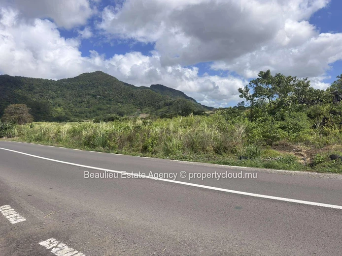 Terres agricoles – 55,7 perches, Clémarcia