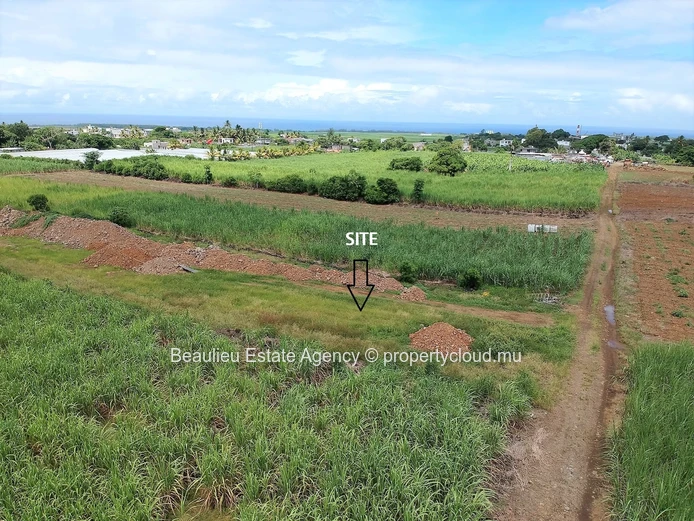 Terres agricoles de 88 perches à vendre à Plein Bois
