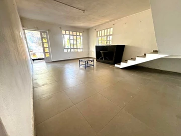8 Bedroom Villa